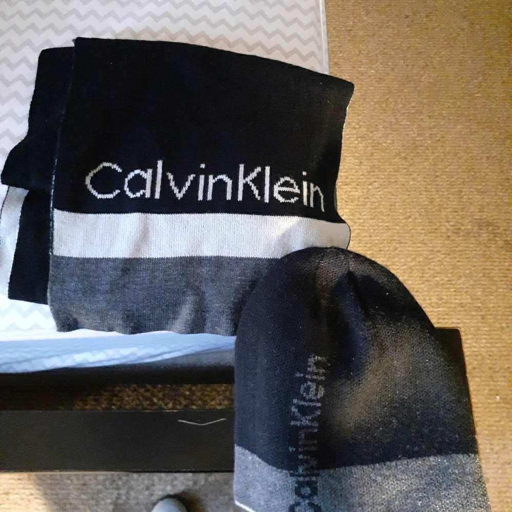 Hat and scarf set